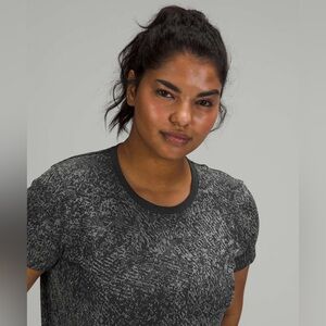 lululemon athletica swiftly breathe size 4 new without tags